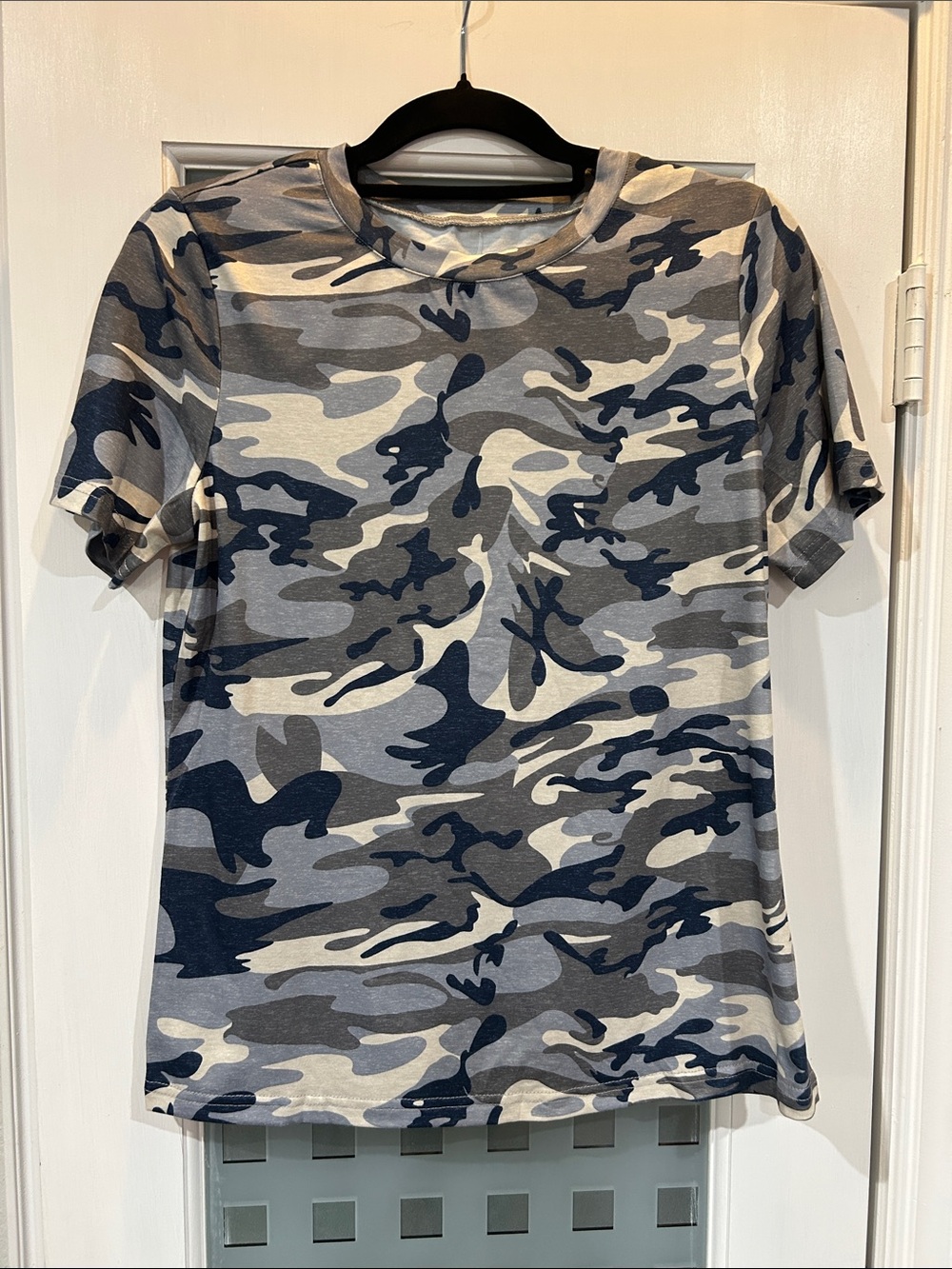 Women’s Short Sleeve Crew Neck Tee - Navy & Gray Camo